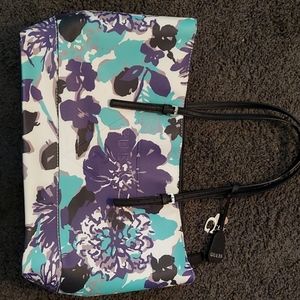 Guess purse/tote